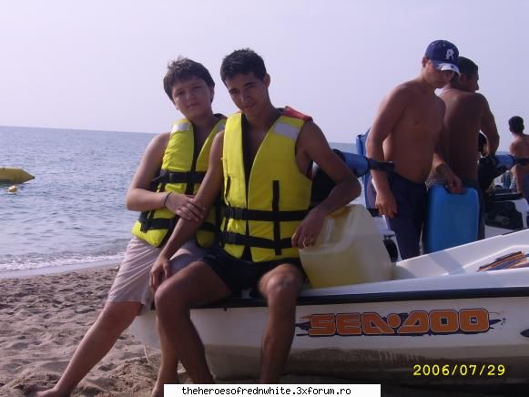 tot la mare :) pozele sunt de anul trecut :d anul asta (2007) ma duk pe 27 la greu  :razz: vally